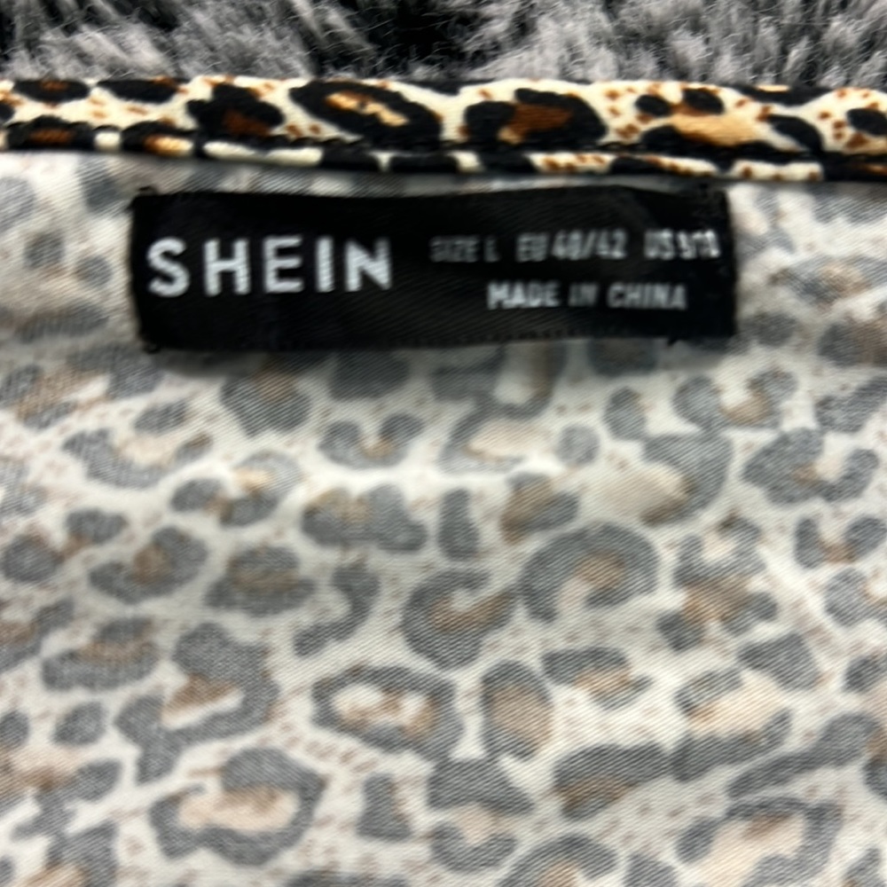 SHEIN cheetah long sleeve - Picture 3 of 4